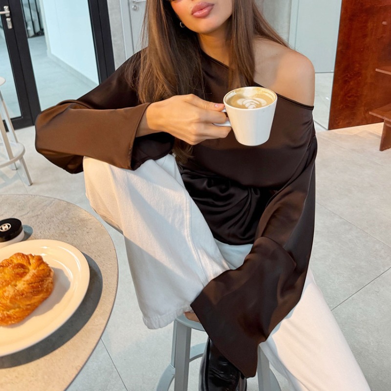 Women'S Fashion Vogue - Damska bluzka na wiosnę i lato