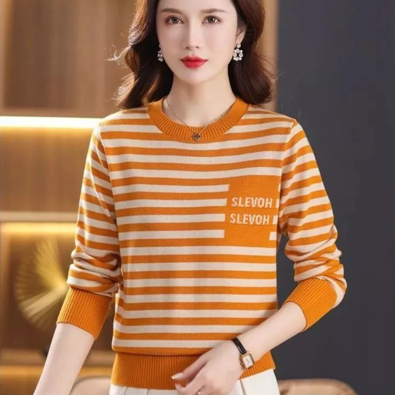 Women'S Fashion Trends Fall 2025 - Okrągły Dekolt Luźny Sweter Damski Dzianinowy