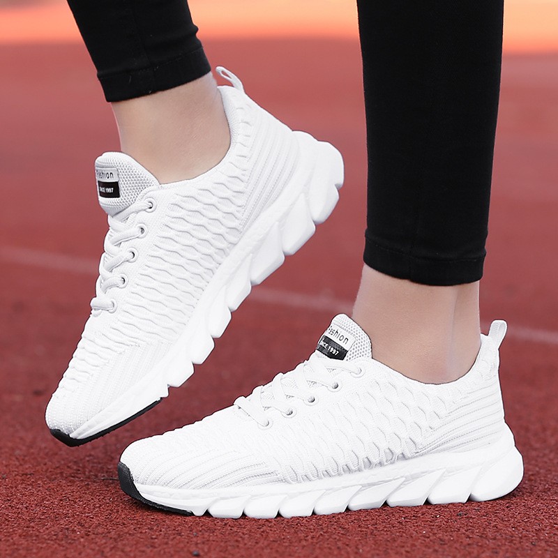Sneakersy Damskie Buty Moda 20 – New Balance Fashion Women recenzja i cena