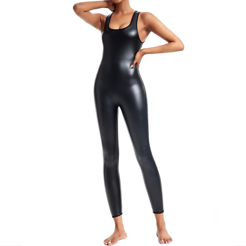 Damskie jednoczęściowe kombine – Sleeveless Jumpsuit recenzja i cena